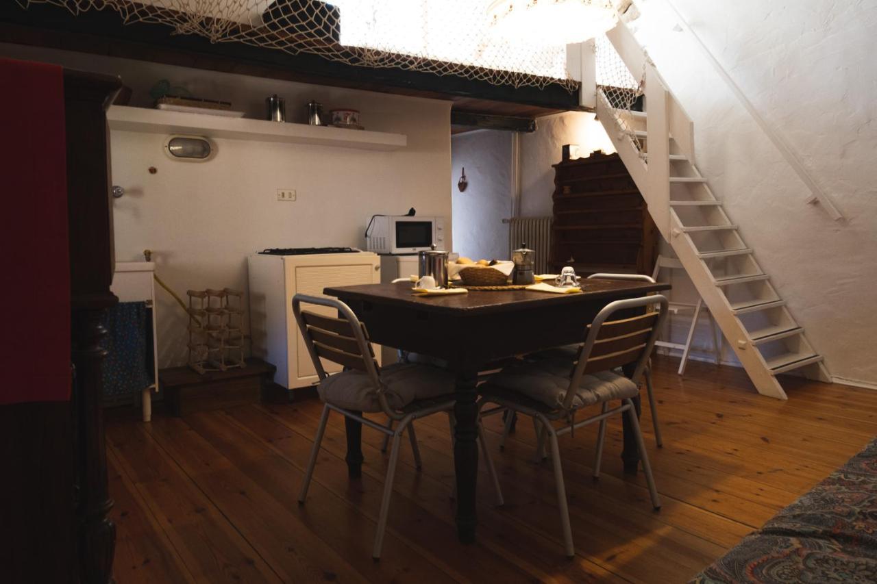 Apartamento Cascina Des Religieuses Aosta Exterior foto